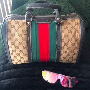 ♥️Woman’sVintage Gucci Monogram CanvasBag/PinkMirror UV4CJ Protection Sunglasses